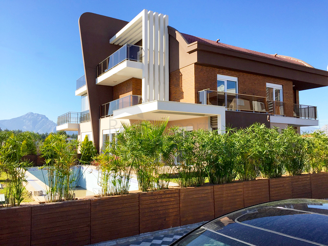 Вилла 5+1 в комплексе в Ешилбахире Дошемеальты