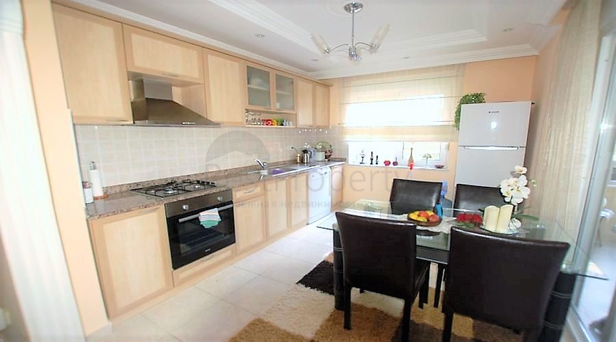 Трёхкомнатная квартира в Оба