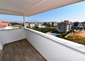 Большой пентхаус в Кестеле 