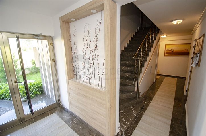 Двухкомнатная квартира с мебелью в Лимане Коньяалты