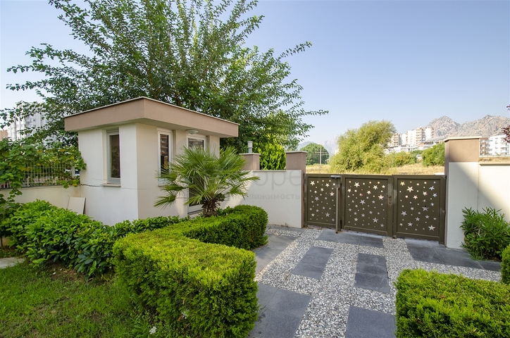 Двухкомнатная квартира с мебелью в Лимане Коньяалты