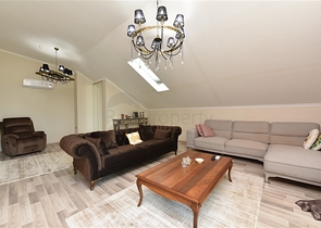 Меблированный пентхаус 3+1 с видом на горы в районе Газипаша