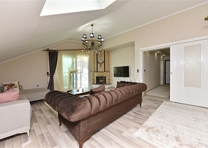 Меблированный пентхаус 3+1 с видом на горы в районе Газипаша