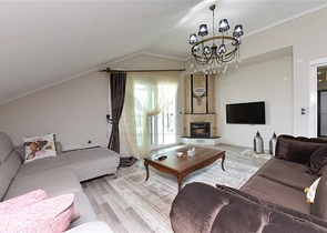 Меблированный пентхаус 3+1 с видом на горы в районе Газипаша