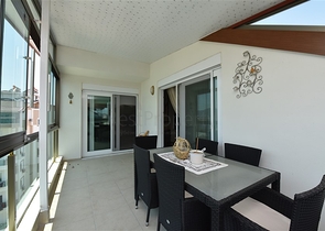 Меблированный пентхаус 3+1 с видом на горы в районе Газипаша