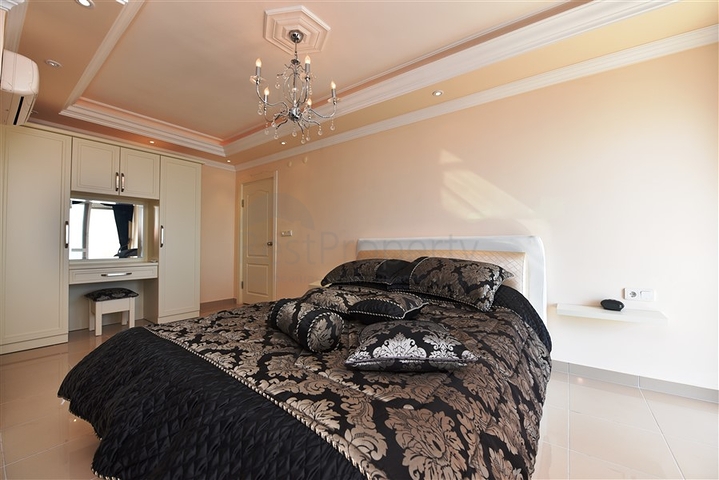 Пентхаус на первой береговой линии