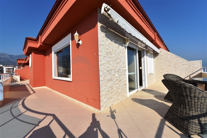 Пентхаус на первой береговой линии