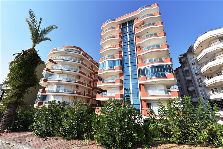 Пентхаус на первой береговой линии