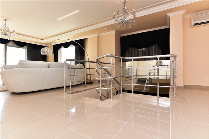 Пентхаус на первой береговой линии