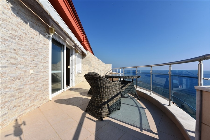 Пентхаус на первой береговой линии