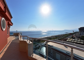 Пентхаус на первой береговой линии