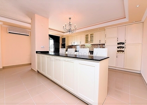 Пентхаус на первой береговой линии