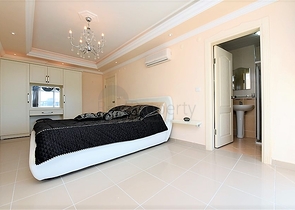 Пентхаус на первой береговой линии