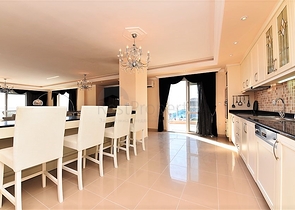 Пентхаус на первой береговой линии