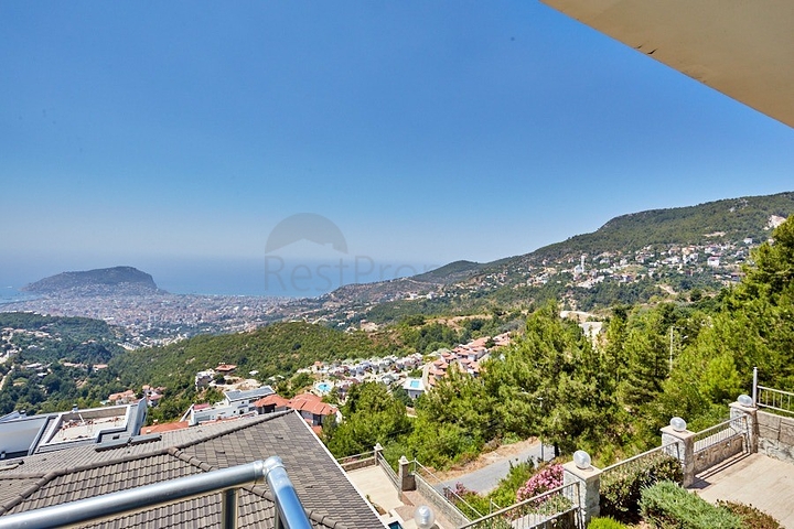 Вилла для большой семьи