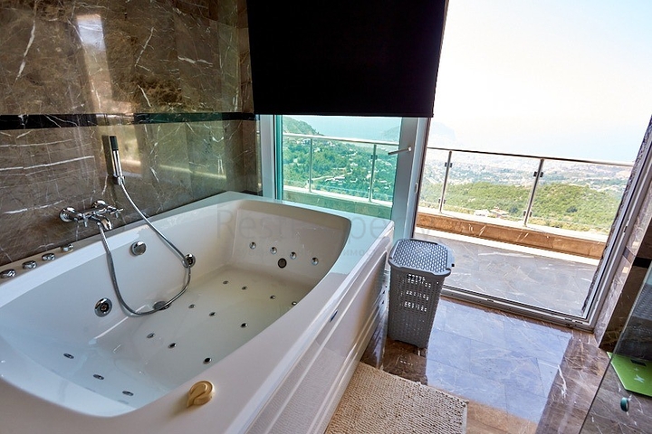 Вилла для большой семьи