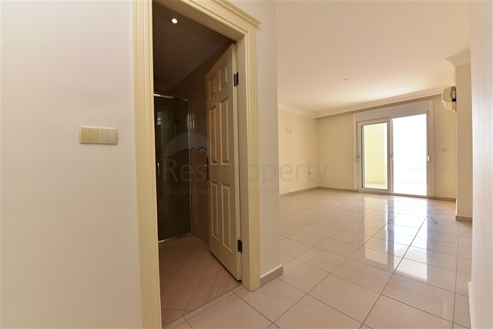 Трехкомнатная квартира в Махмутларе