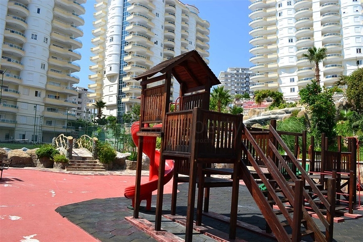 Трехкомнатная квартира в Махмутларе