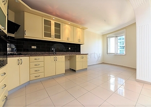 Трехкомнатная квартира в Махмутларе