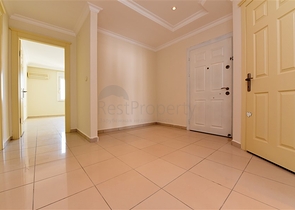 Трехкомнатная квартира в Махмутларе