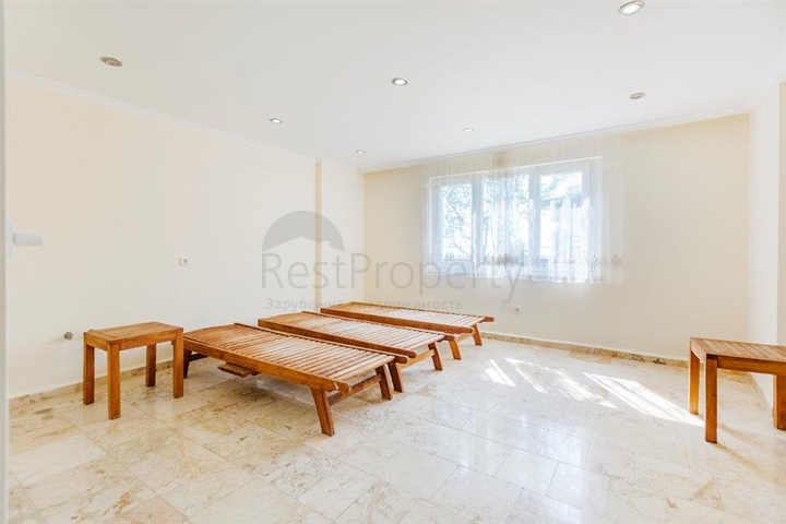 Трехкомнатные апартаменты в русскоязычном районе