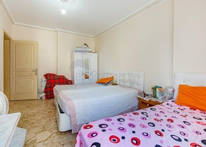 Трехкомнатные апартаменты в русскоязычном районе