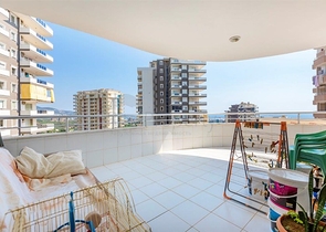 Трехкомнатные апартаменты в русскоязычном районе