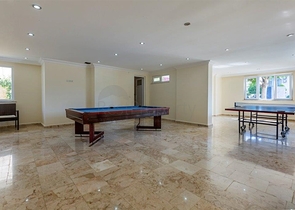 Трехкомнатные апартаменты в русскоязычном районе