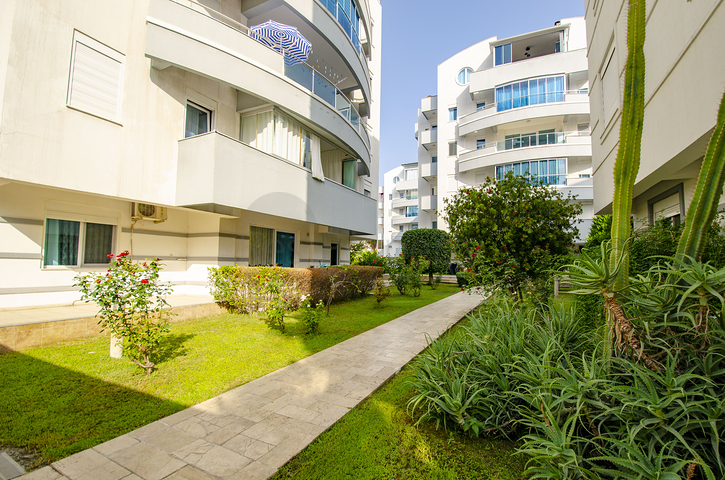 Квартира 2+1 в комплексе в Лимане Коньяалты 600 м до моря