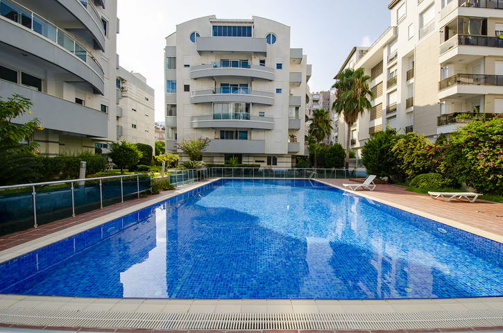 Квартира 2+1 в комплексе в Лимане Коньяалты 600 м до моря