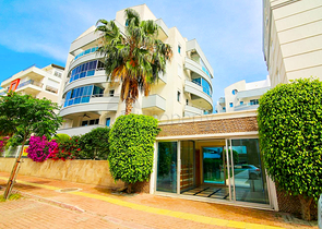 Квартира 2+1 в комплексе в Лимане Коньяалты 600 м до моря