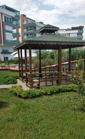 Квартира 1+1 с мебелью в комплексе в Молла Юсуф Коньяалты