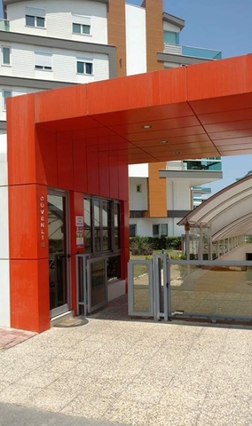 Квартира 1+1 с мебелью в комплексе в Молла Юсуф Коньяалты