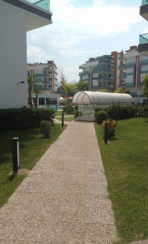 Квартира 1+1 с мебелью в комплексе в Молла Юсуф Коньяалты