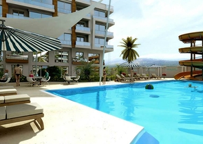 Квартира 1+1 с мебелью в комплексе в Молла Юсуф Коньяалты