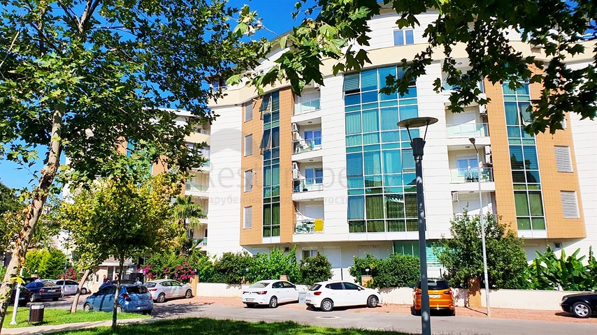 Квартира 1+1 с мебелью в районе Коньяалты Анталья