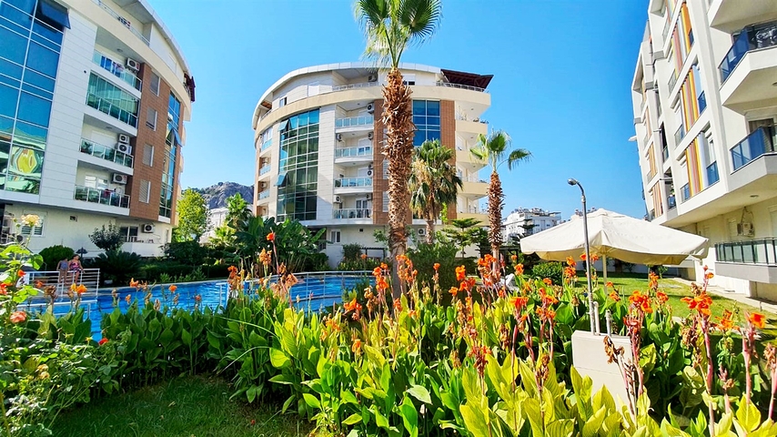 Квартира 1+1 с мебелью в районе Коньяалты Анталья