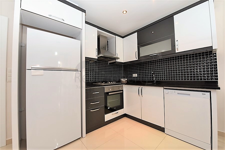 Меблированная квартира планировкой 1+1 в русскоязычном районе Махмутлар