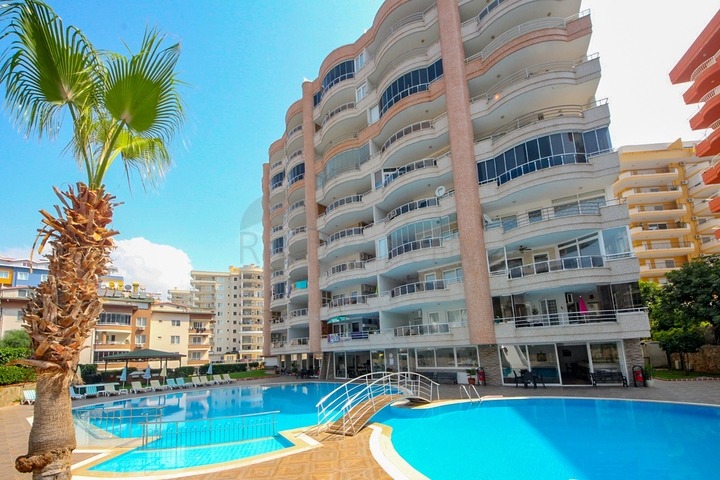 Квартира планировки 2+1 в благоустроенном комплексе в районе Тосмур