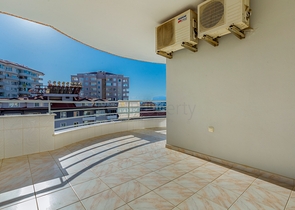 Квартира планировки 2+1 в благоустроенном комплексе в районе Тосмур