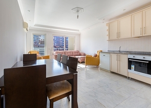 Квартира планировки 2+1 в благоустроенном комплексе в районе Тосмур