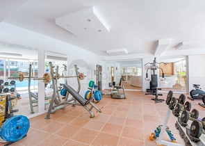 Квартира планировки 2+1 в благоустроенном комплексе в районе Тосмур