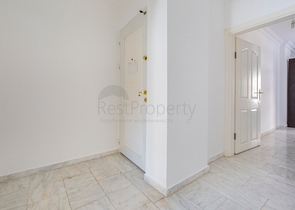 Квартира планировки 2+1 в благоустроенном комплексе в районе Тосмур