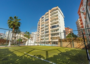 Квартира планировки 2+1 в благоустроенном комплексе в районе Тосмур