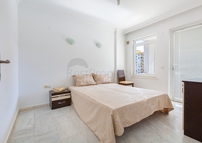 Квартира планировки 2+1 в благоустроенном комплексе в районе Тосмур