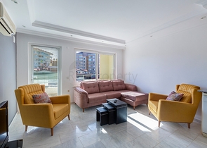 Квартира планировки 2+1 в благоустроенном комплексе в районе Тосмур