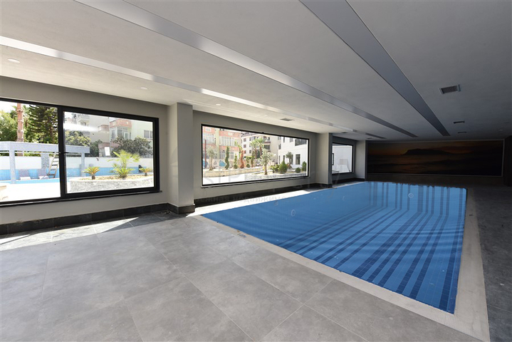 Трёхкомнатная квартира в новом доме в центре Алании