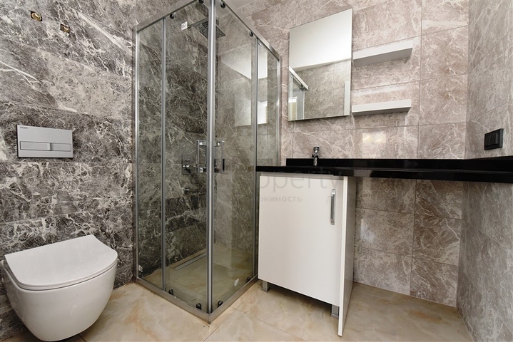 Трёхкомнатная квартира в новом доме в центре Алании