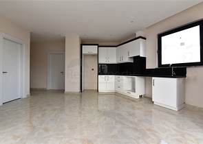 Трёхкомнатная квартира в новом доме в центре Алании