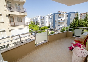 Квартира 2+1 в пешей доступности к морю в Коньаялты Анталья